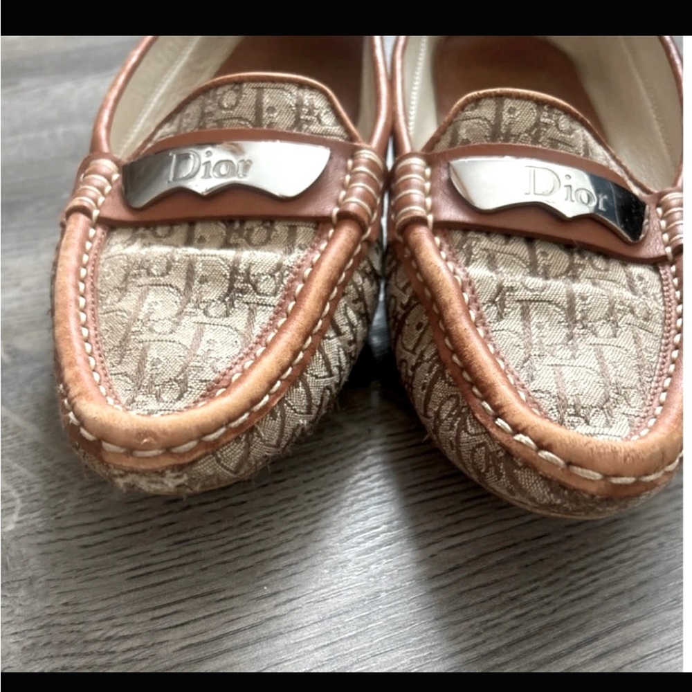 Authentic DIOR flats sz 37